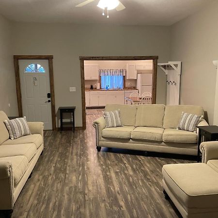 Downtown Farmhouse: Modern 3-Bed Apartment near Honeywell Theater Wabash Exterior photo