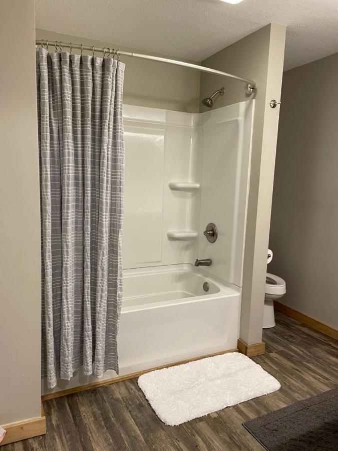 Downtown Farmhouse: Modern 3-Bed Apartment near Honeywell Theater Wabash Exterior photo