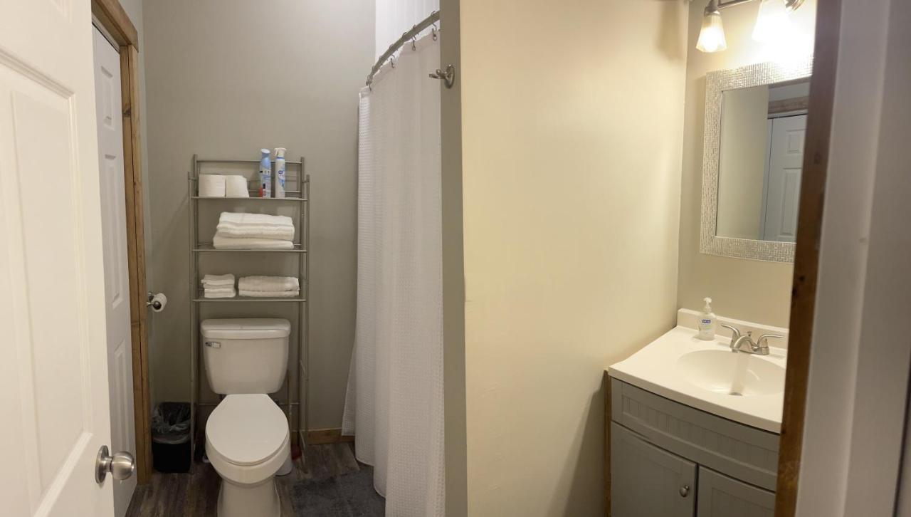 Downtown Farmhouse: Modern 3-Bed Apartment near Honeywell Theater Wabash Exterior photo